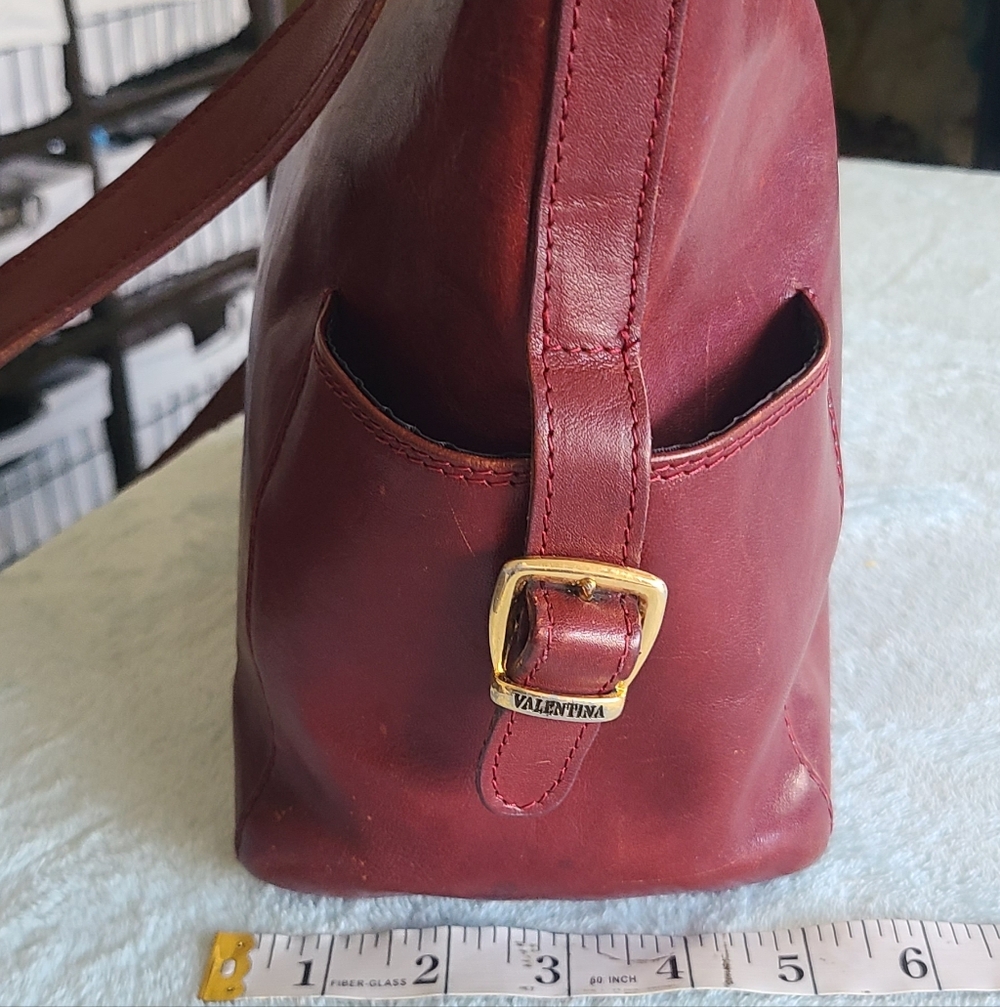 Valentina Red Leather Shoulder Bag - Picture 12 of 15